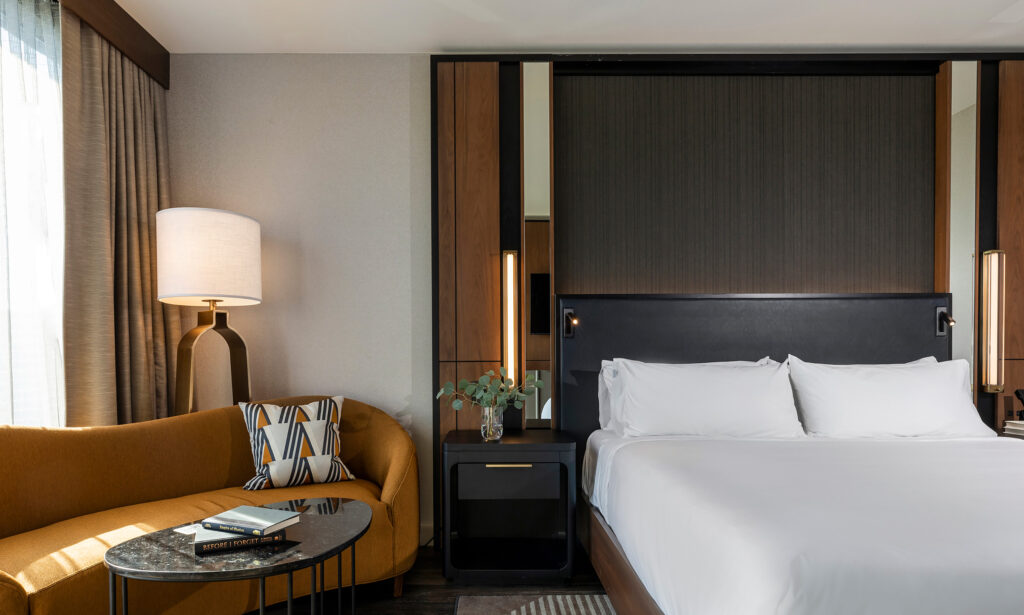Grand Hyatt Nashville Photography by Julie Soefer