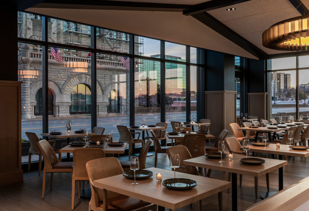 Grand Hyatt Nashville Photography by Julie Soefer