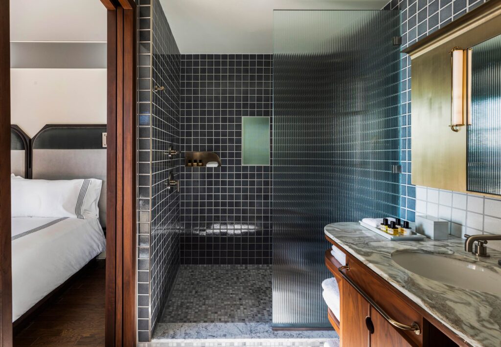 Thompson D.C. Photography by Julie Soefer