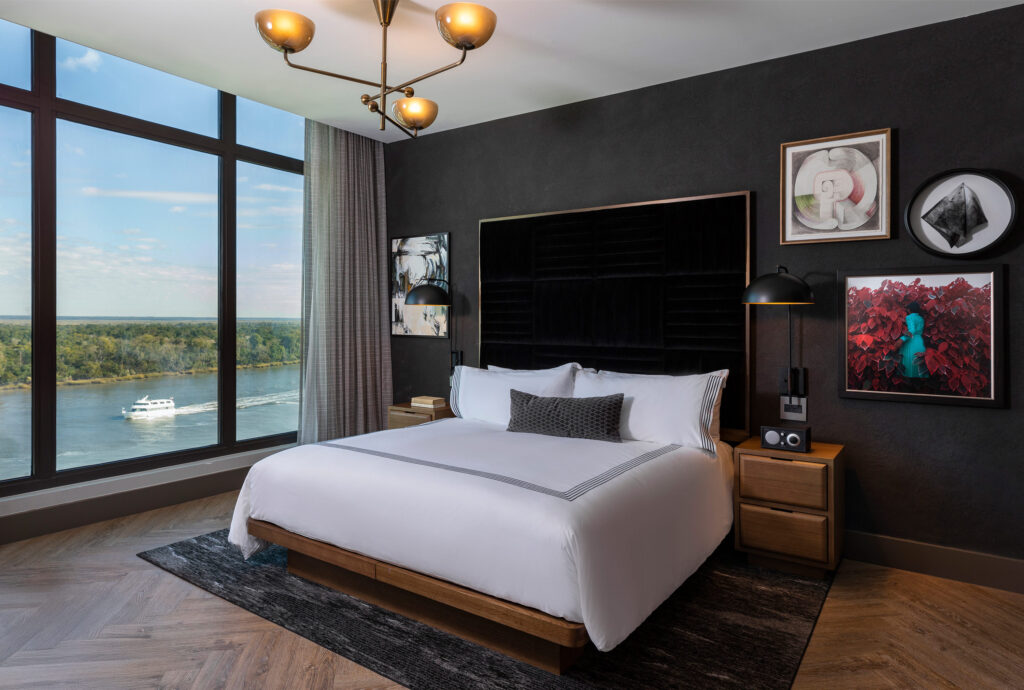 thompson savannah guest room